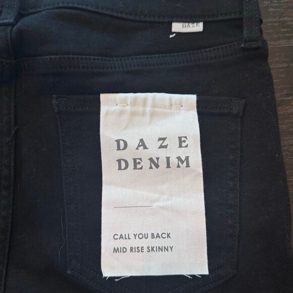 New DAZE DENIM Call You Back Mid-Rise Skinny Black Jeans Women's Sz 31 - Picture 10 of 12